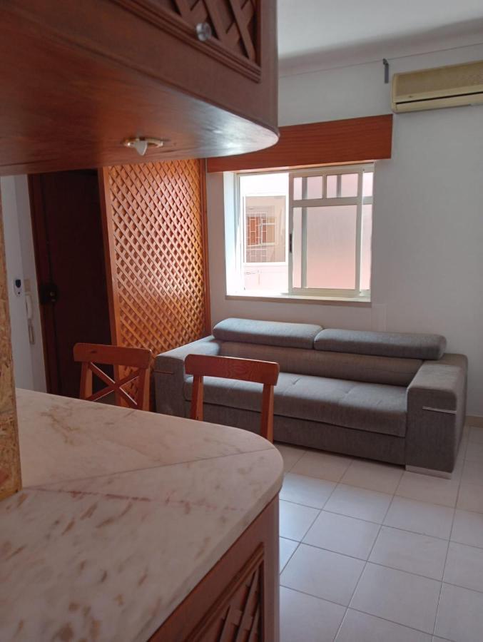 Cacilhas Mini Hostel ภายนอก รูปภาพ